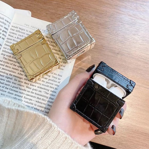 NEW Bling Crocodile Apple Airpods 1 2 case - Picture 4 of 5